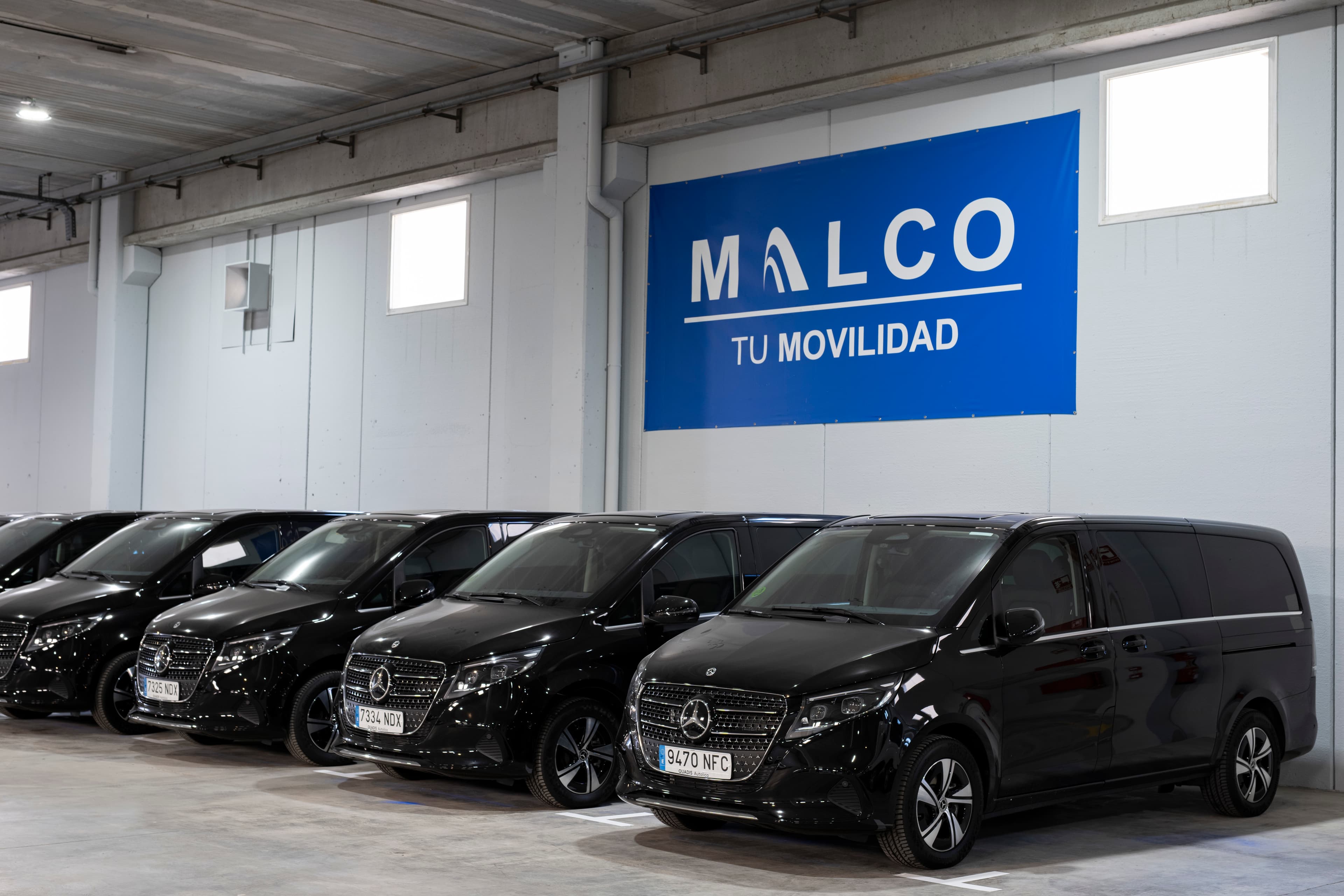 Alquiler Mercedes Clase V Avantgarde con Malco Rent a Car